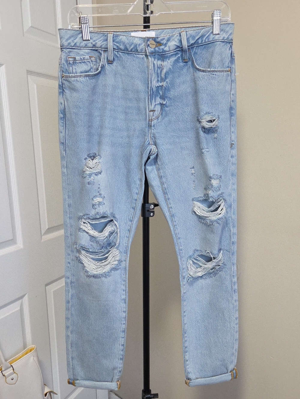 Frame Le Garcon Boyfriend Fit Denim Light Blue Distressed Relaxed Jeans